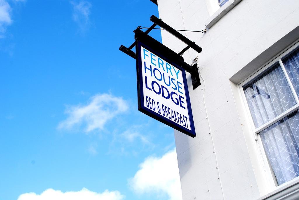 Ferry House Lodge Portsmouth Exterior photo